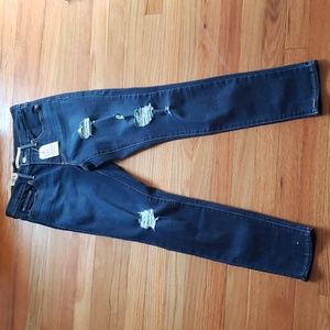 Levi 311 Shaping Skinny Jeans Size 4 Short